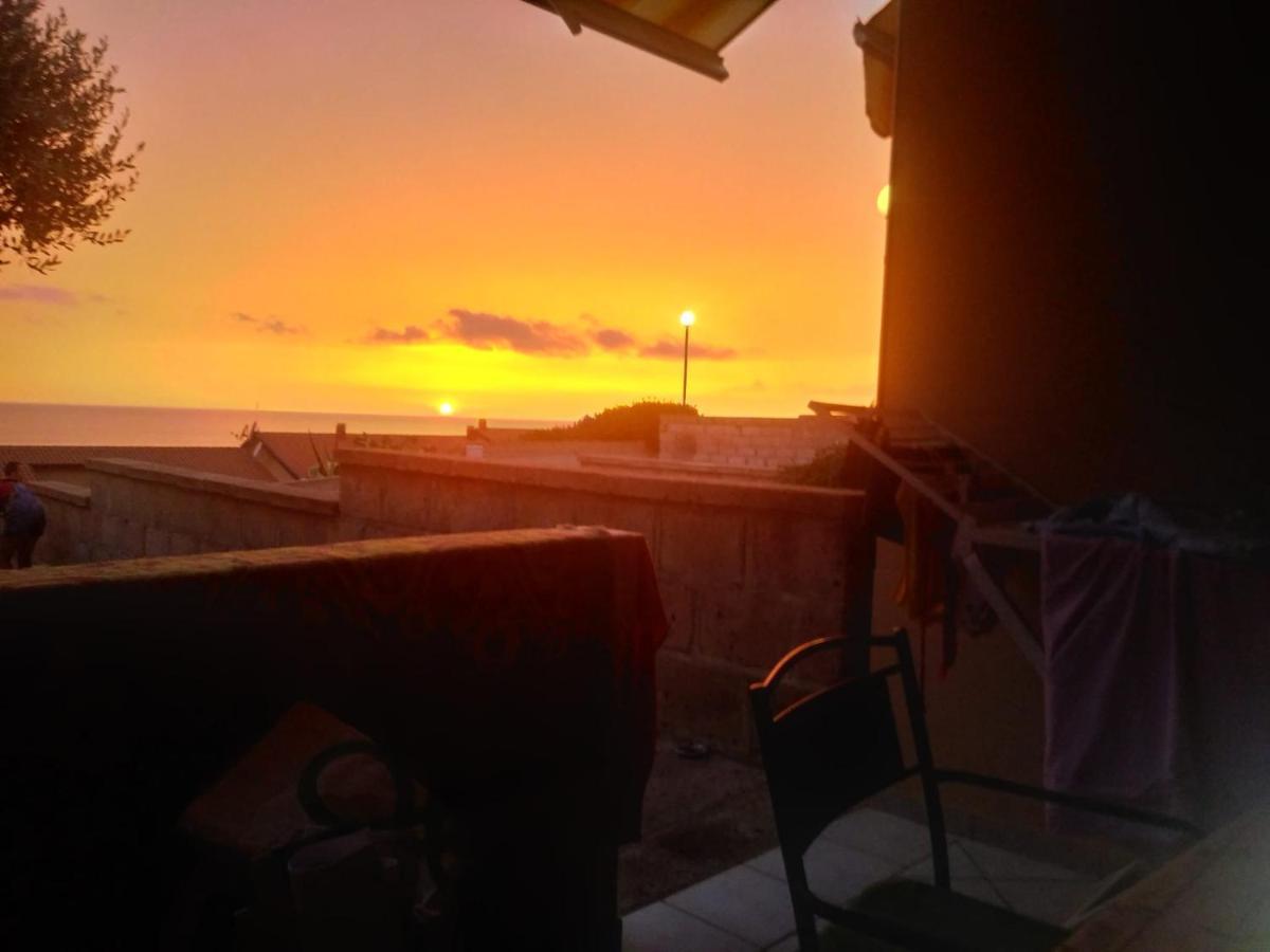 トレズヌラーゲスPorto Alabe Sardegna.... A Due Passi Dal Mareアパートメント エクステリア 写真