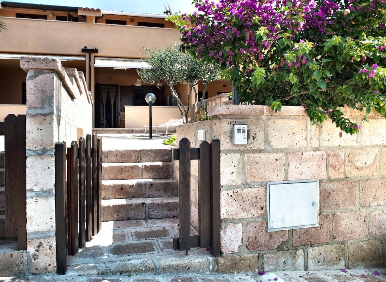 トレズヌラーゲスPorto Alabe Sardegna.... A Due Passi Dal Mareアパートメント エクステリア 写真